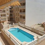 Mit Pool,450 M Zur Appartement *