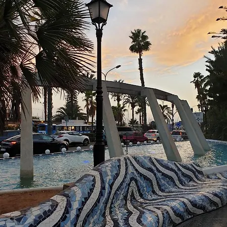 Mit Pool,450 M Zur Daire Torrevieja